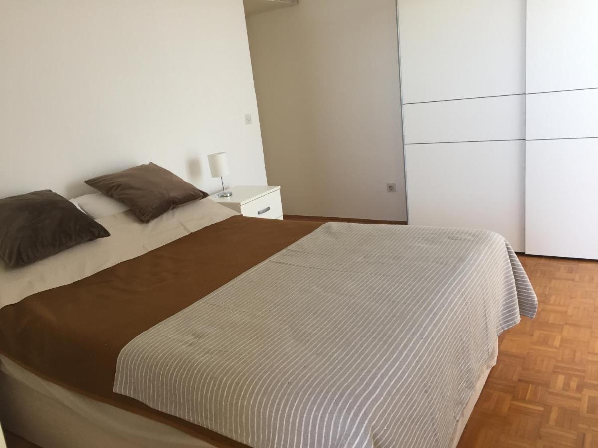 Ferienwohnung Sunset Pula Exterior foto
